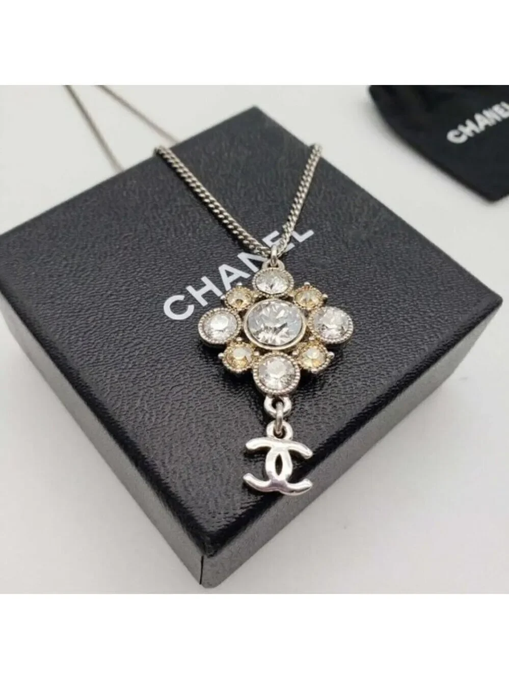 Authentic CHANEL CC with stone Necklace Silver Color 480-050522